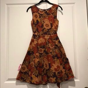 Vintage style dress autumn colors
